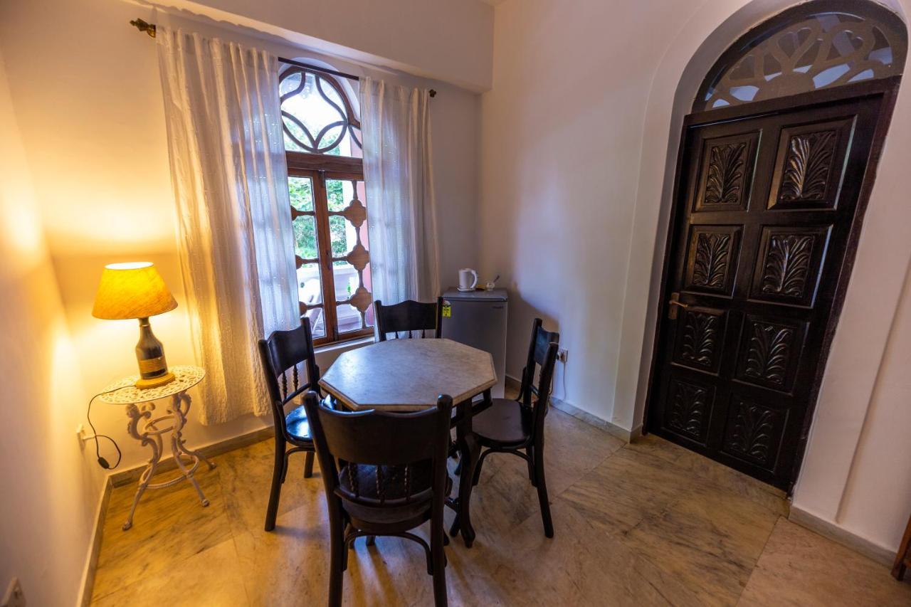 Marbella Guest House Sinquerim Extérieur photo